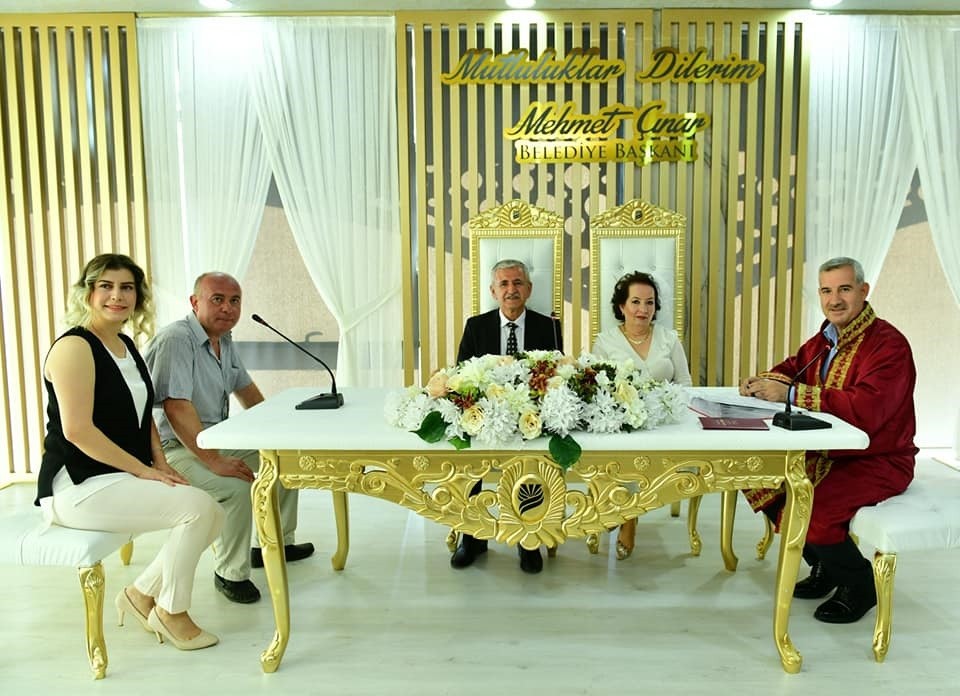 Yeşilyurt'ta yeni nikah sarayında ilk nikah kıyıldı
