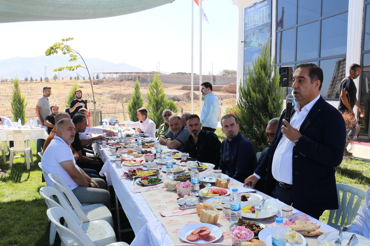 TSO Başkan Adayı Baştürk, inşaat sektörü temsilcileriyle buluştu