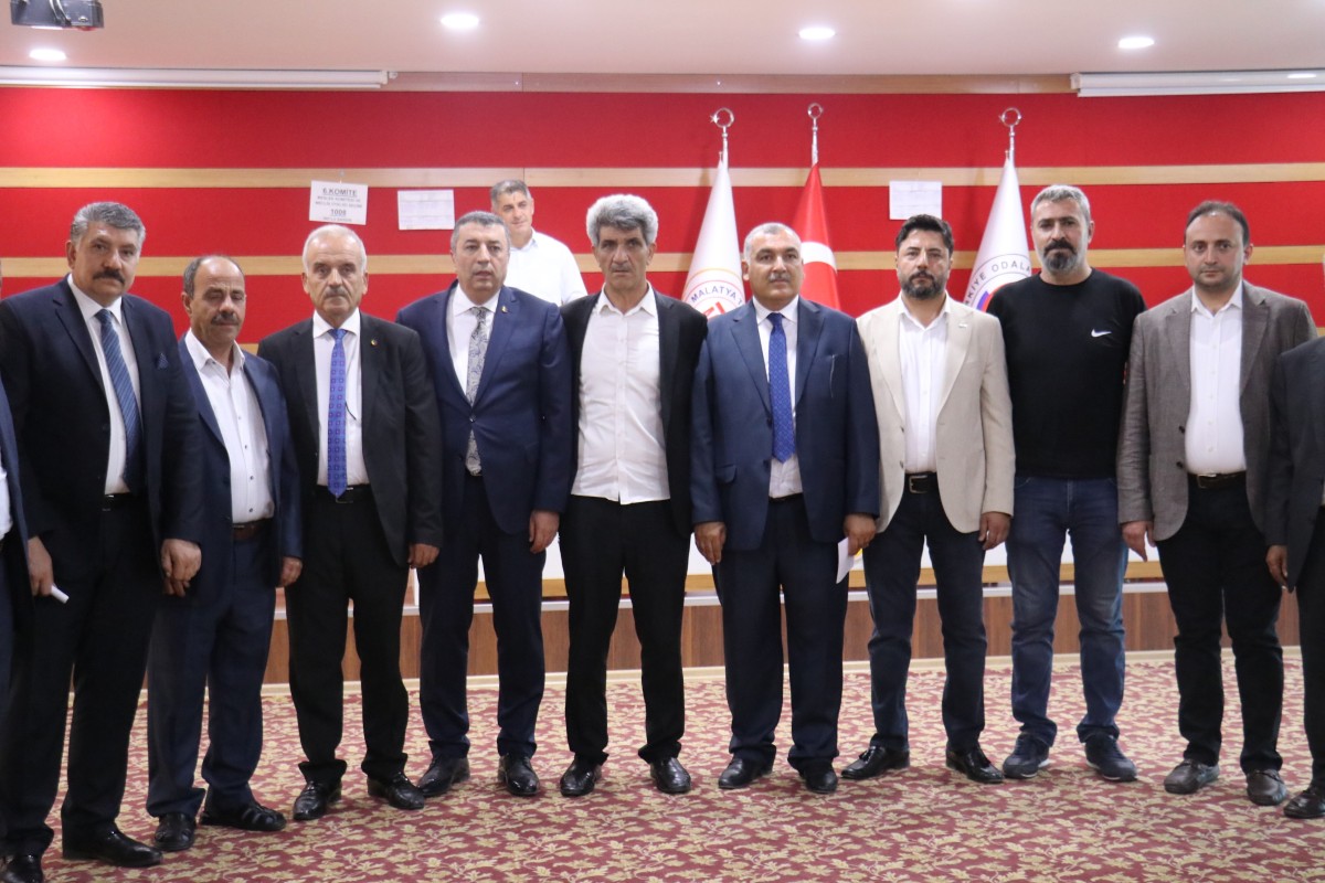 Ticaret Borsasında Özcan, güven tazeledi