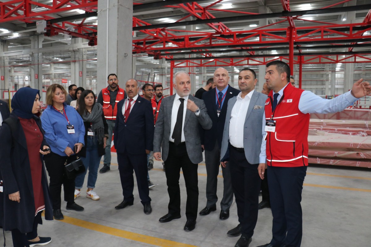 Kızılay Genel Başkanı Kınık, Malatya'da incelemelerde bulundu