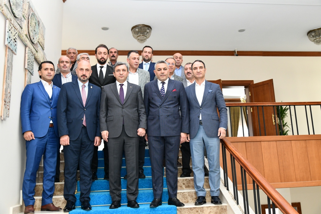 MTSO’nun yeni yönetim kurulundan Vali Şahin’e ziyaret