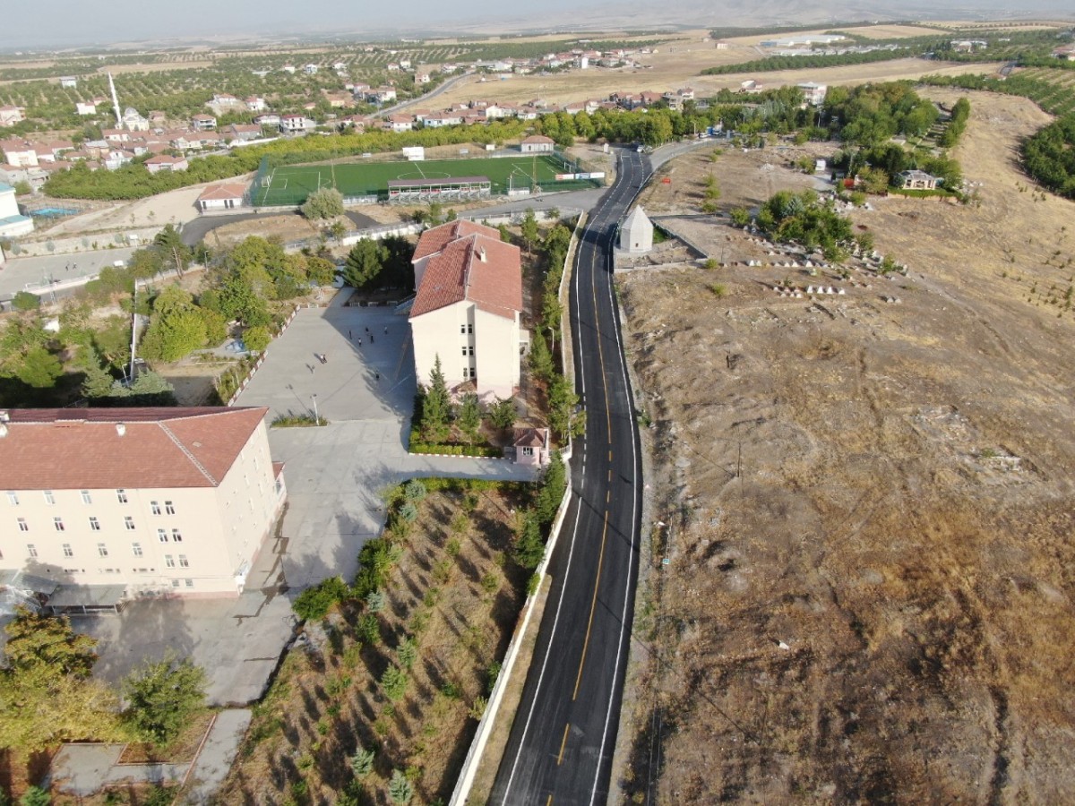 Karahan’da yeni asfalt sevinci