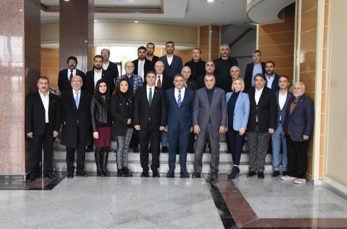 Sadıkoğlu: “İstişare kültürünü önemsiyoruz”