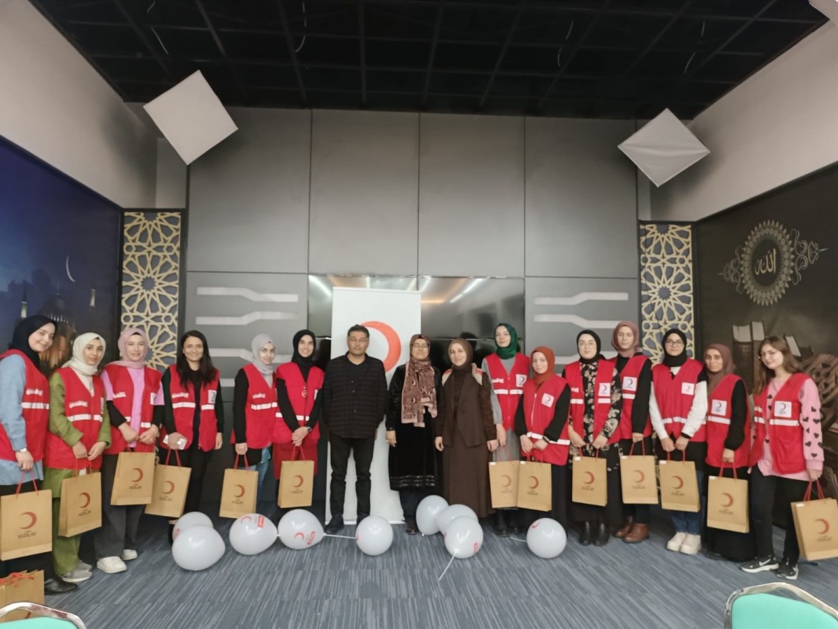 Kızılay gönüllüleri unutulmadı