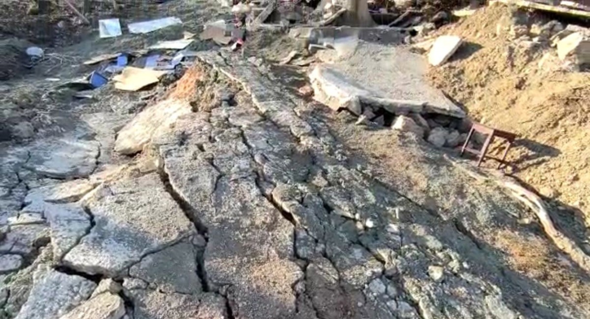 Deprem bölgesi Malatya’da heyelan, bir mezrayı yuttu