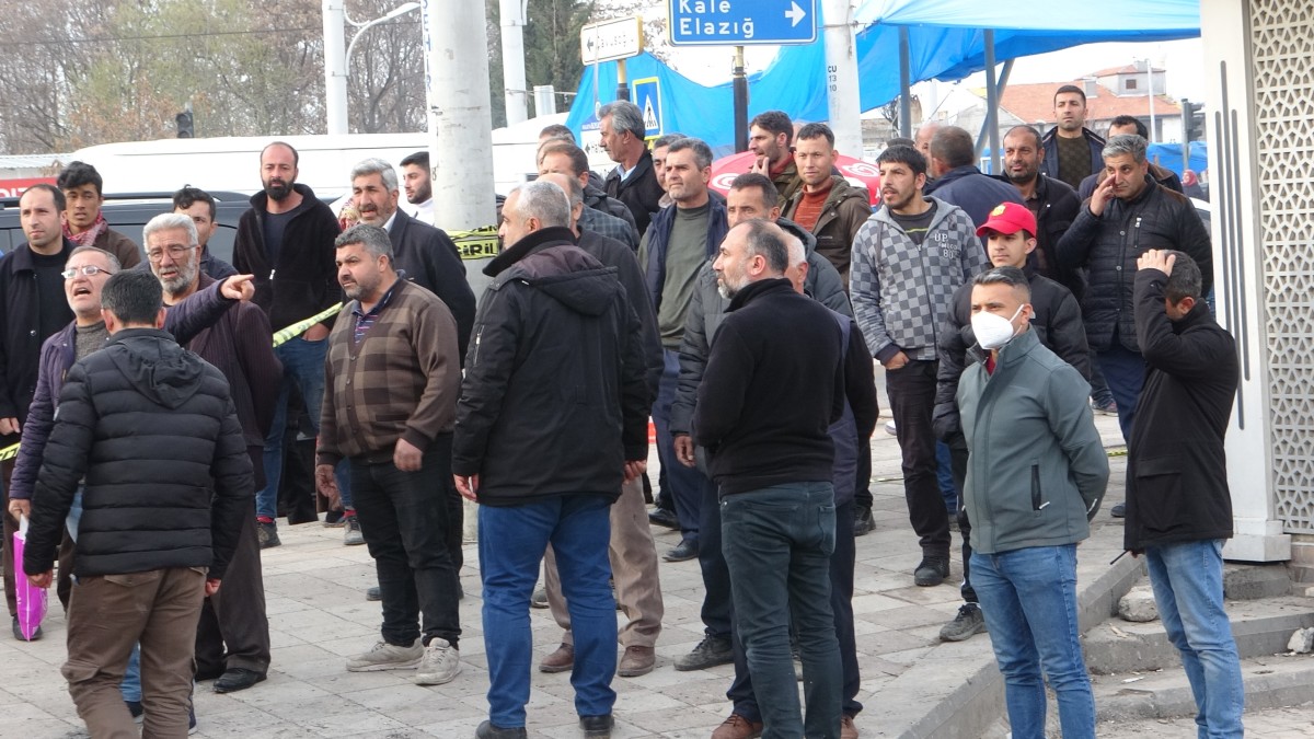 Millet İttifakı’na tepki: “Teröristlerle işbirliği yapan burada gezemez”