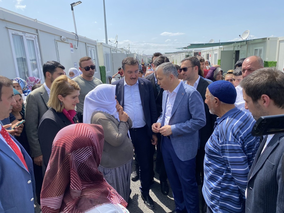 İçişleri Bakanı Ali Yerlikaya incelemelerde bulundu