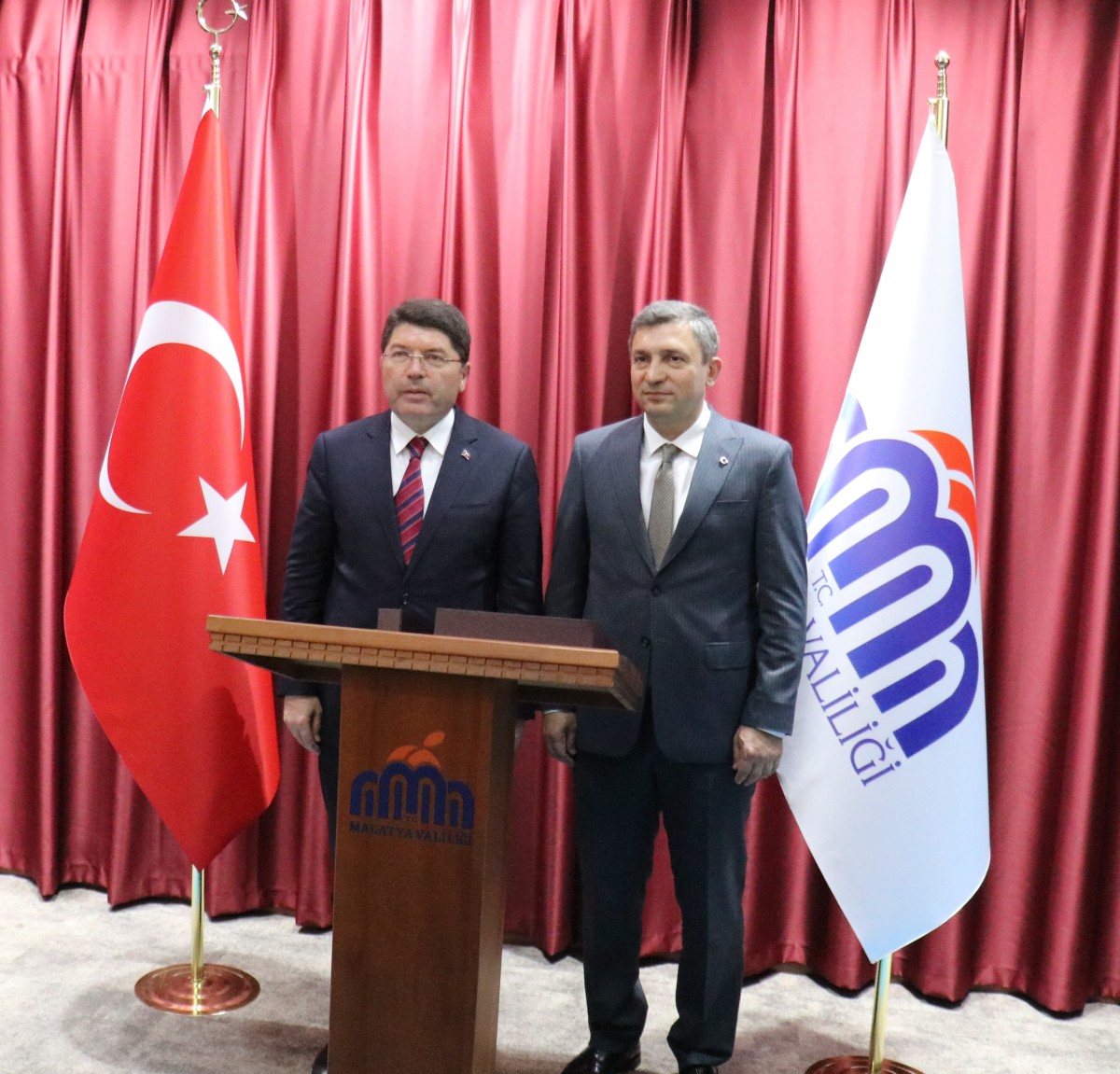 Adalet Bakanı Tunç, incelemelerde bulundu