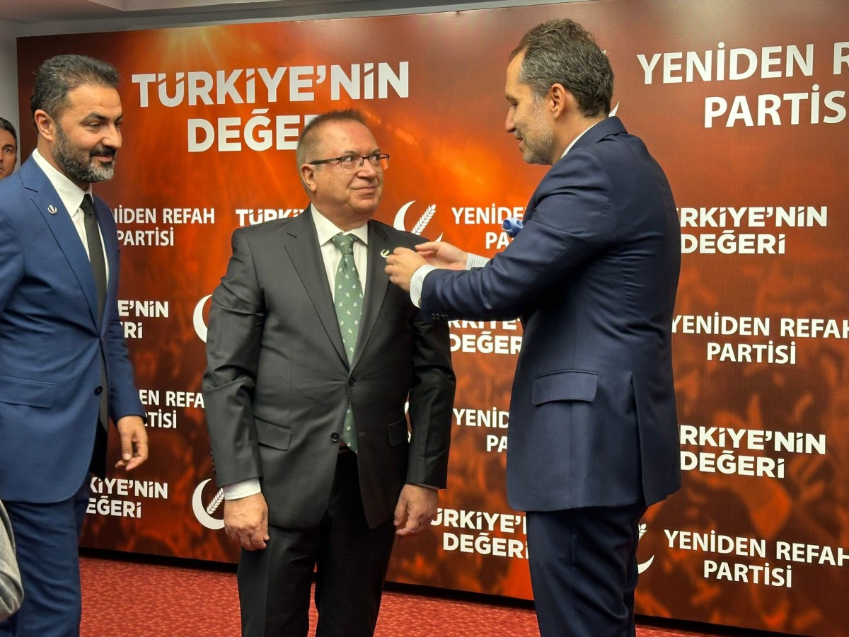 Akçadağ Belediye Başkanı Yeniden Refah Partisine katıldı