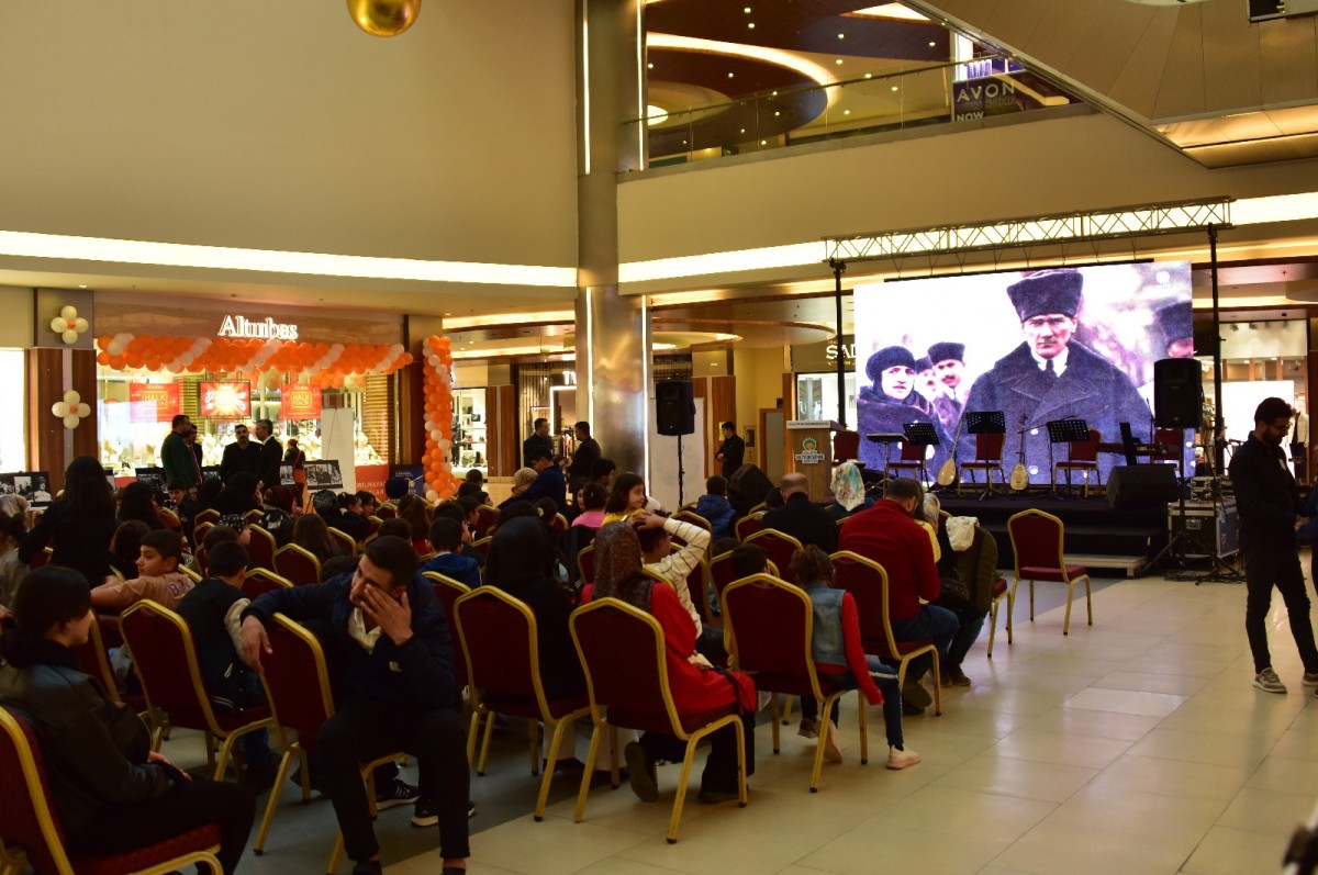Malatya Park AVM’de 10 Kasım Atatürk’ü Anma programı düzenlendi
