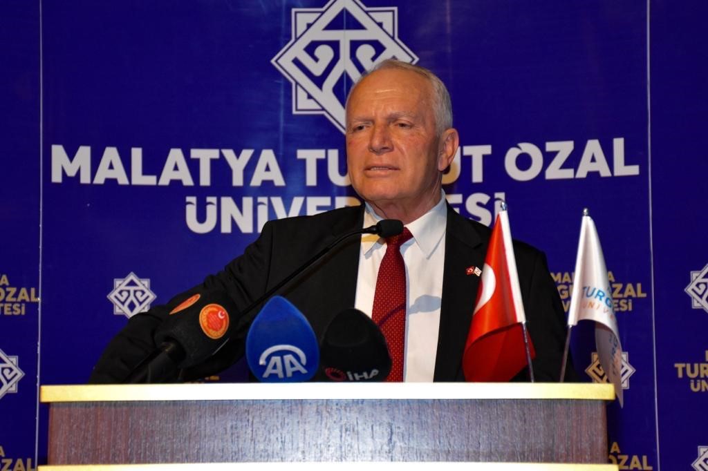  KKTC Meclis Başkanı, Turgut Özal Üniversitesi’nin Akademik Açılış Töreni’ne katıldı