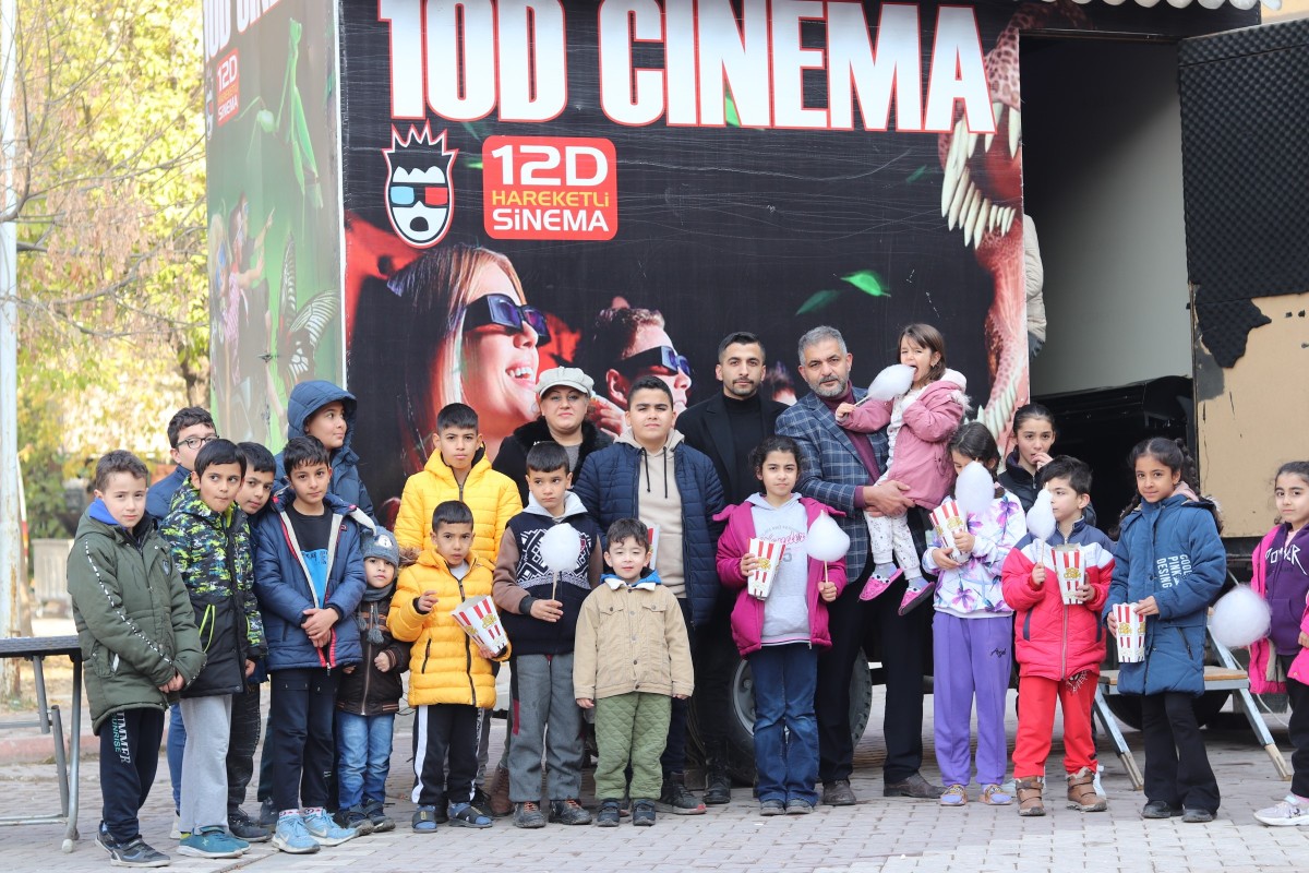 Çocuklara 10 D sinema etkinliği düzenlendi