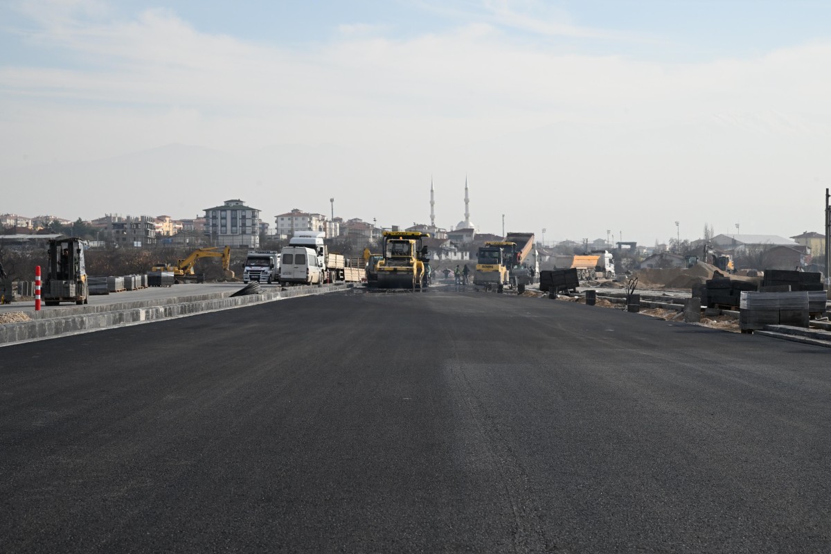 Gürkan, Kuzey Kuşak Yolu'nda incelemede bulundu