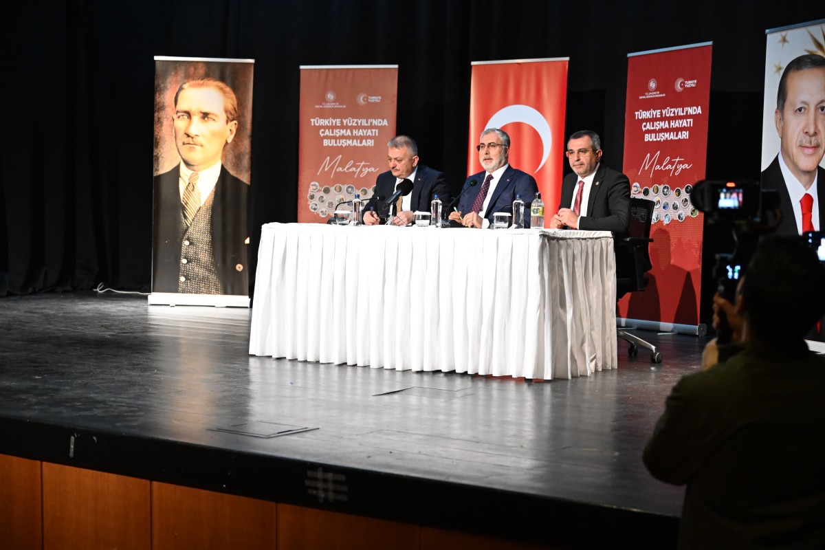 Bakan Işıkhan Malatya’da, STK temsilcileri ile buluştu