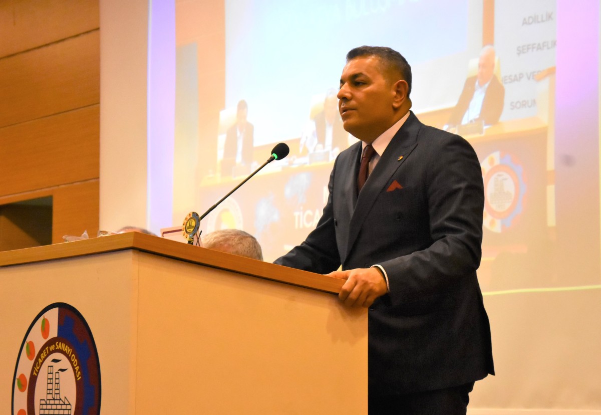 Oğuzhan Sadıkoğlu, “Depremzede esnafımızın geliri borçları kadar artmadı”