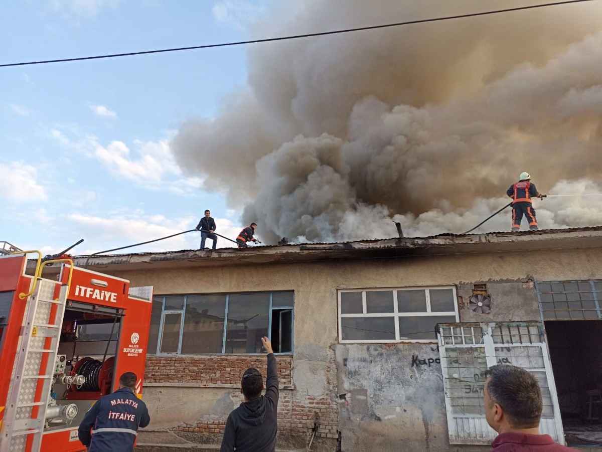 Sanayi sitesinde korkutan yangın