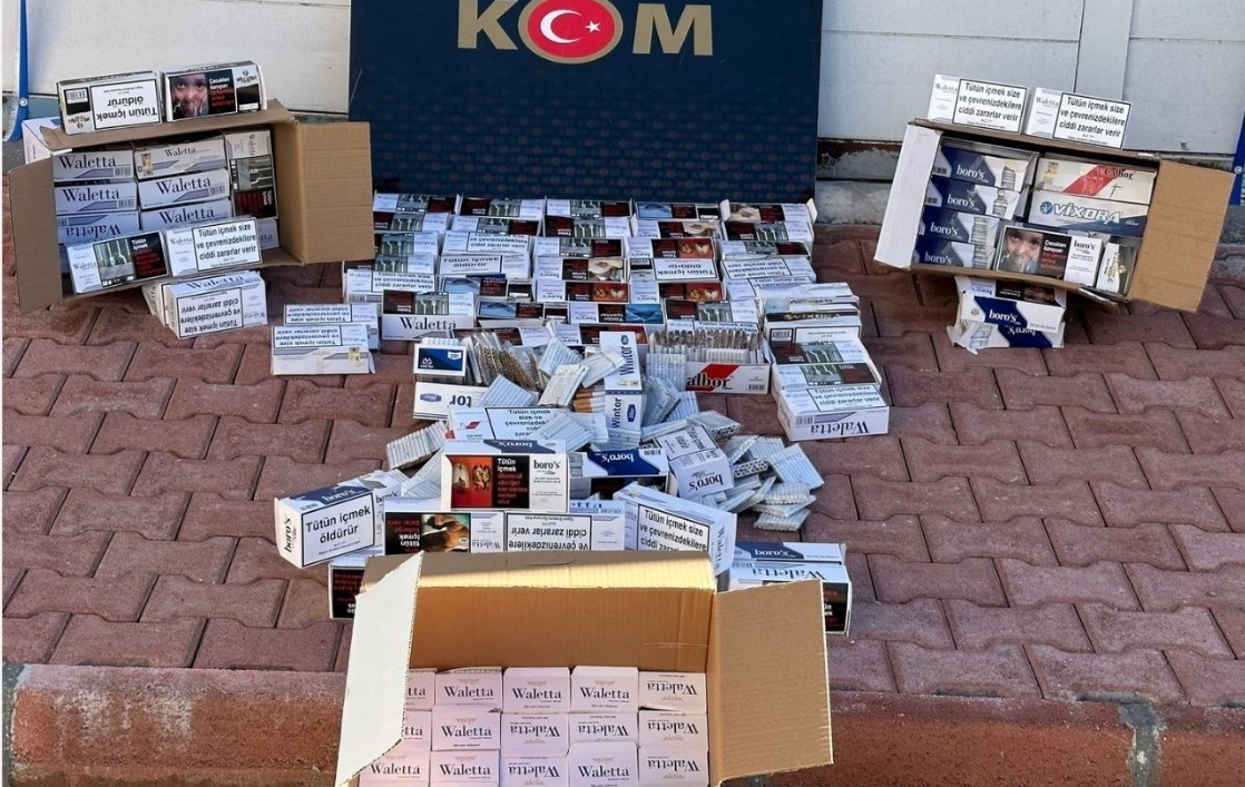 Kaçak alkol ile makaron ele geçirildi