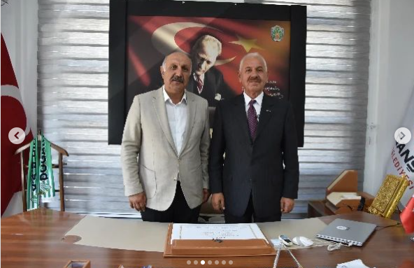 Doğanşehir Belediyesi’nde Devir Teslim Töreni: Mehmet Bayram Mazbatasını Aldı