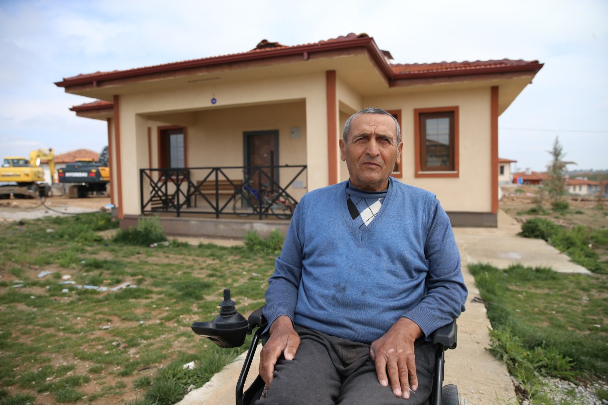 65 yaşındaki bedensel engelli, Ramazan Bayramı'nı yeni konutunda karşılayacak