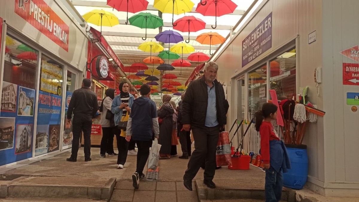 Konteyner çarşılarda yoğunluk yaşanıyor