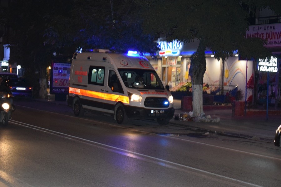 İki kişi arasında silahlı kavga çıktı: 1 yaralı