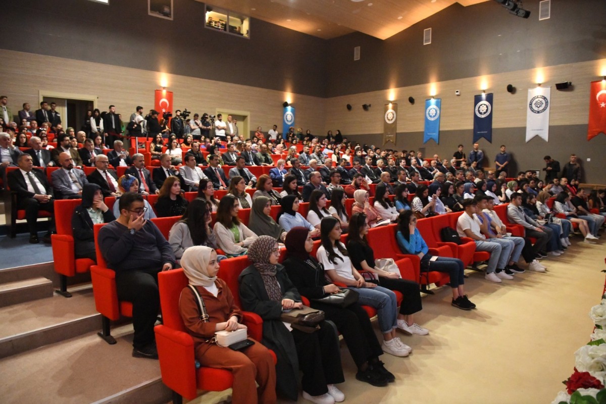 8. Cumhurbaşkanı Özal, memleketinde anıldı