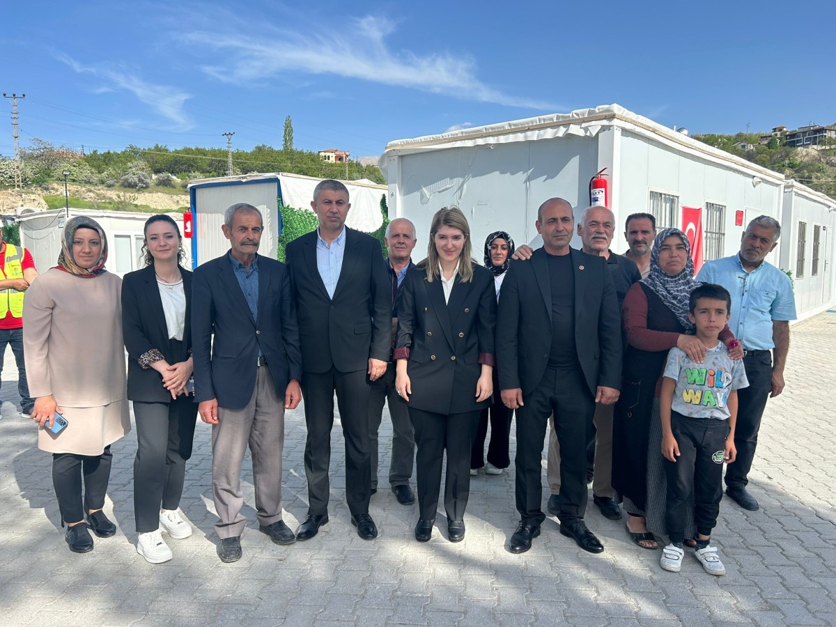 Ölmeztoprak’tan konteyner kente ziyaret