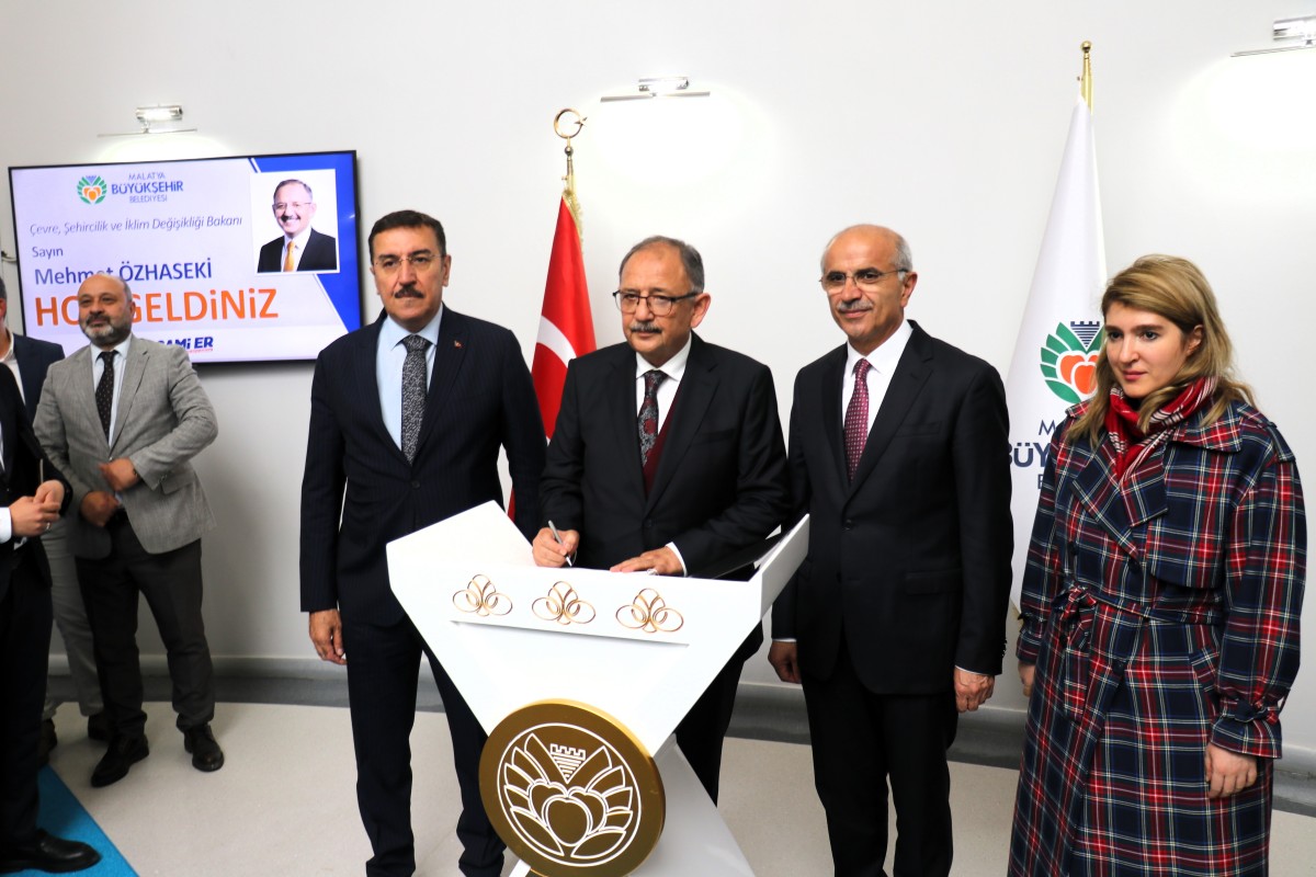 Özhaseki: 