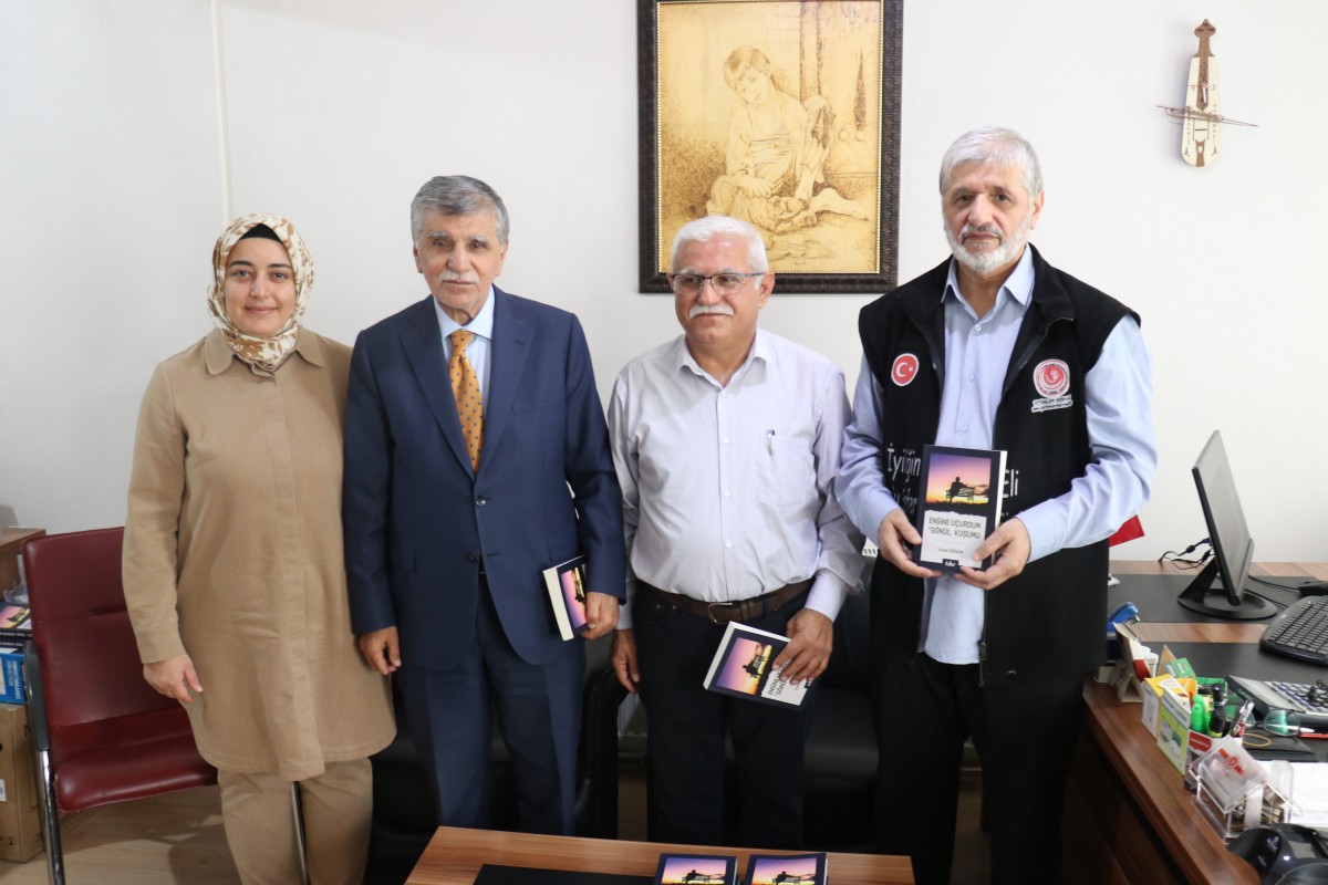2 yıl önce hayatını kaybeden eşinin ardından kitap çıkardı