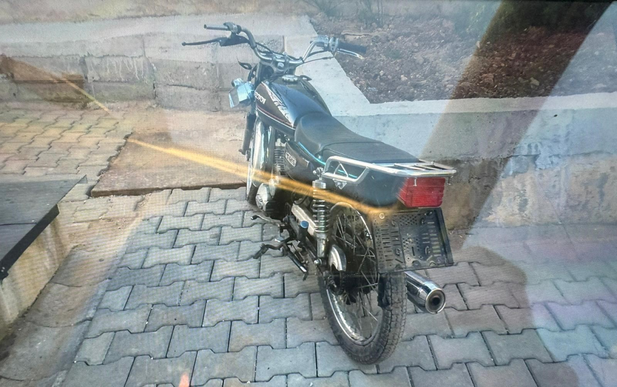 Doğanşehir'de motosiklet takla attı 1 yaralı