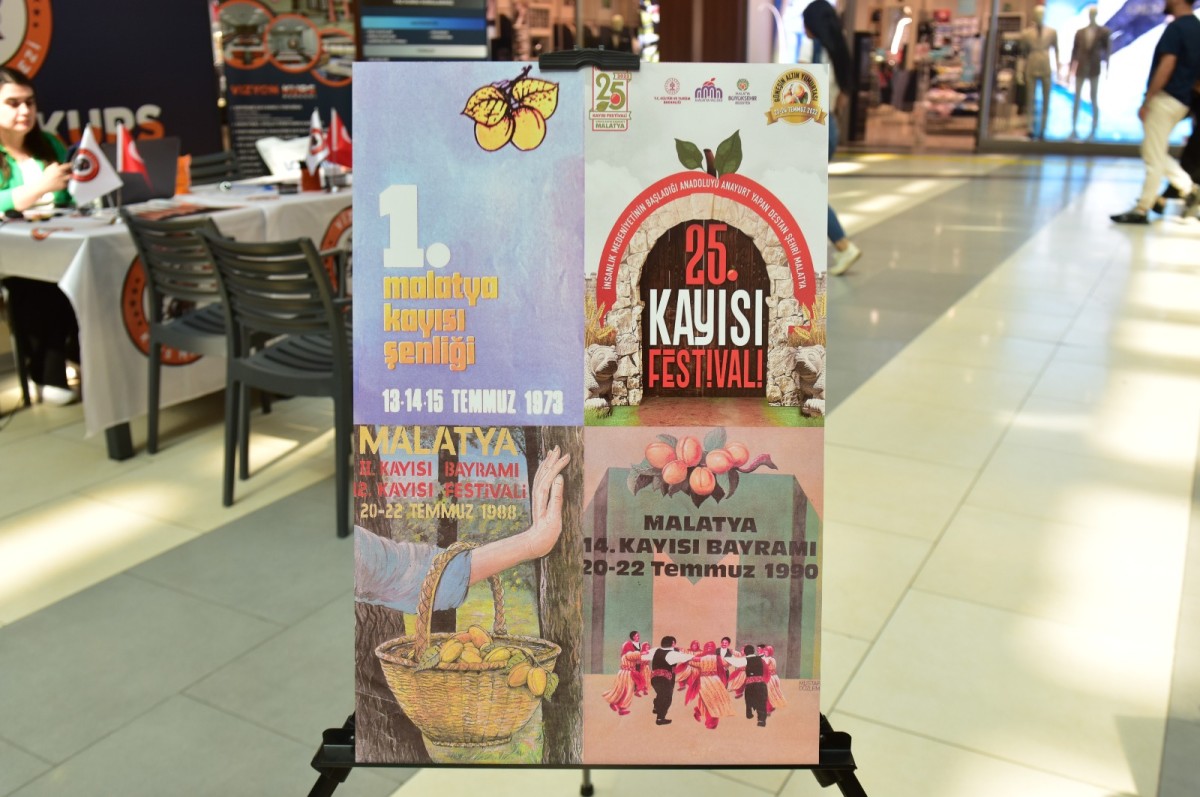 ‘Dünden Bugüne Kayısı Festivali’ Fotoğraf Sergisinin Açılışı Yapıldı