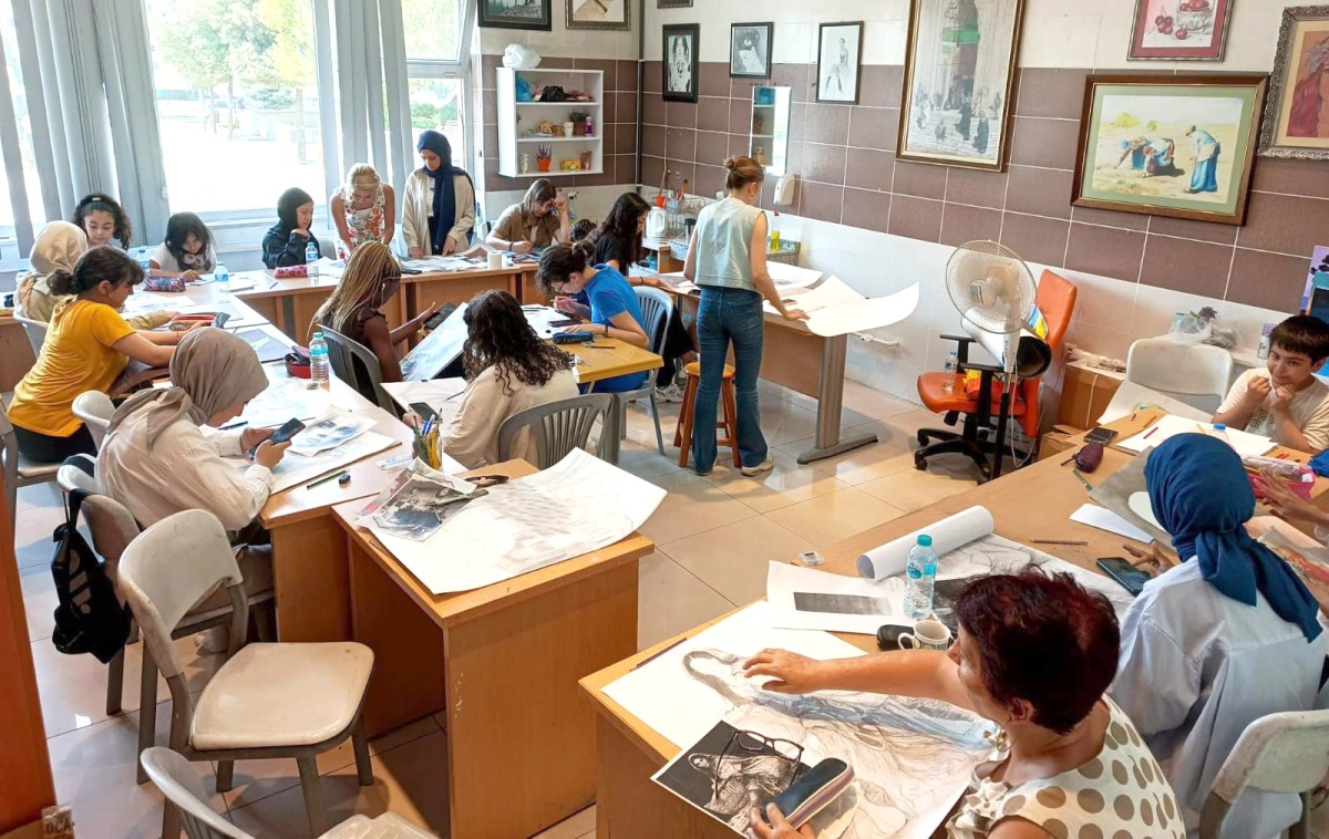 Sanat Kursu’na Katıldı, 44 Yaşında Üniversiteli Oldu