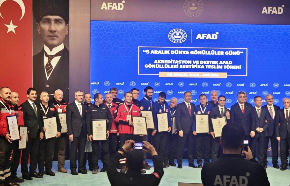 MEB AKUB Akreditasyon belgesini aldı
