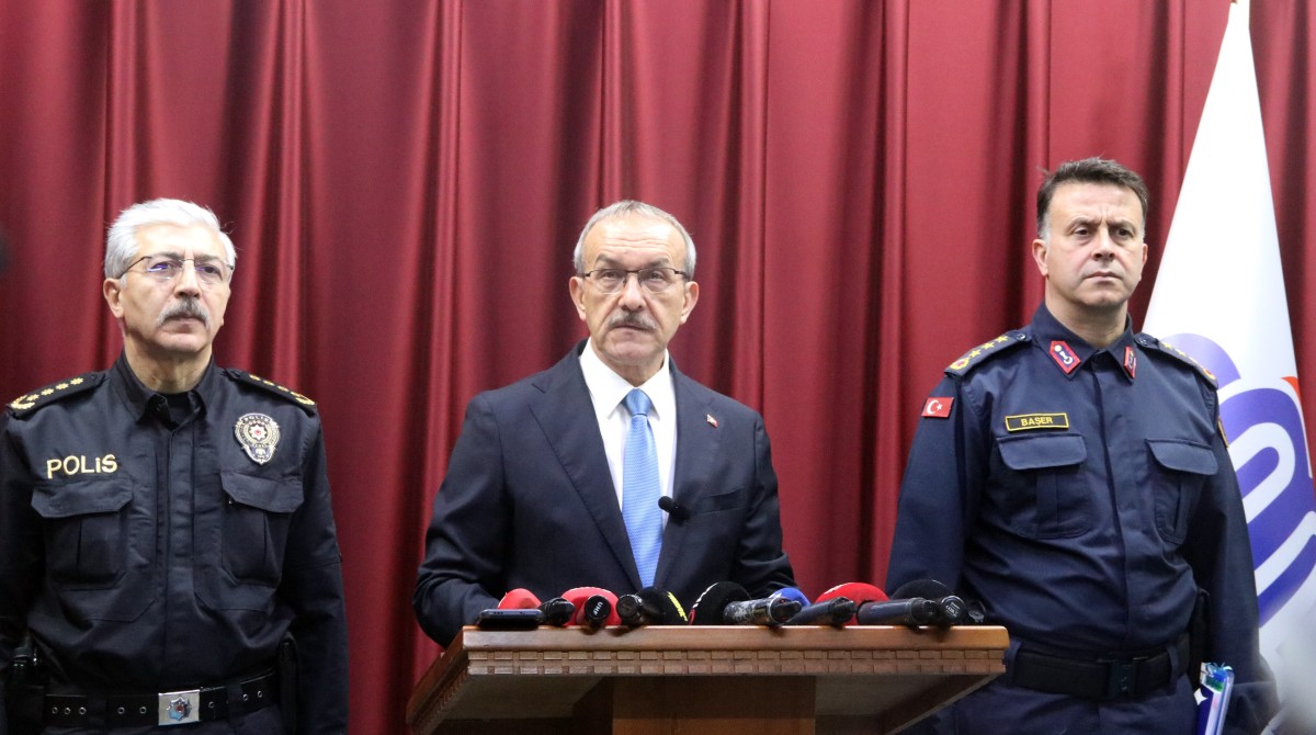 Vali Seddar Yavuz, yılbaşı tedbirlerini açıkladı