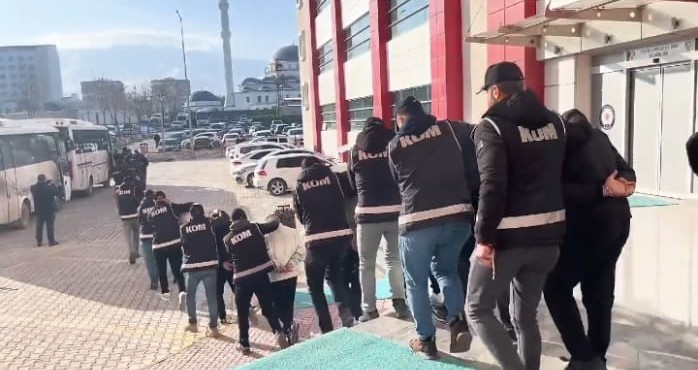 Organize suç örgütüne yönelik operasyonda 44 tutuklama
