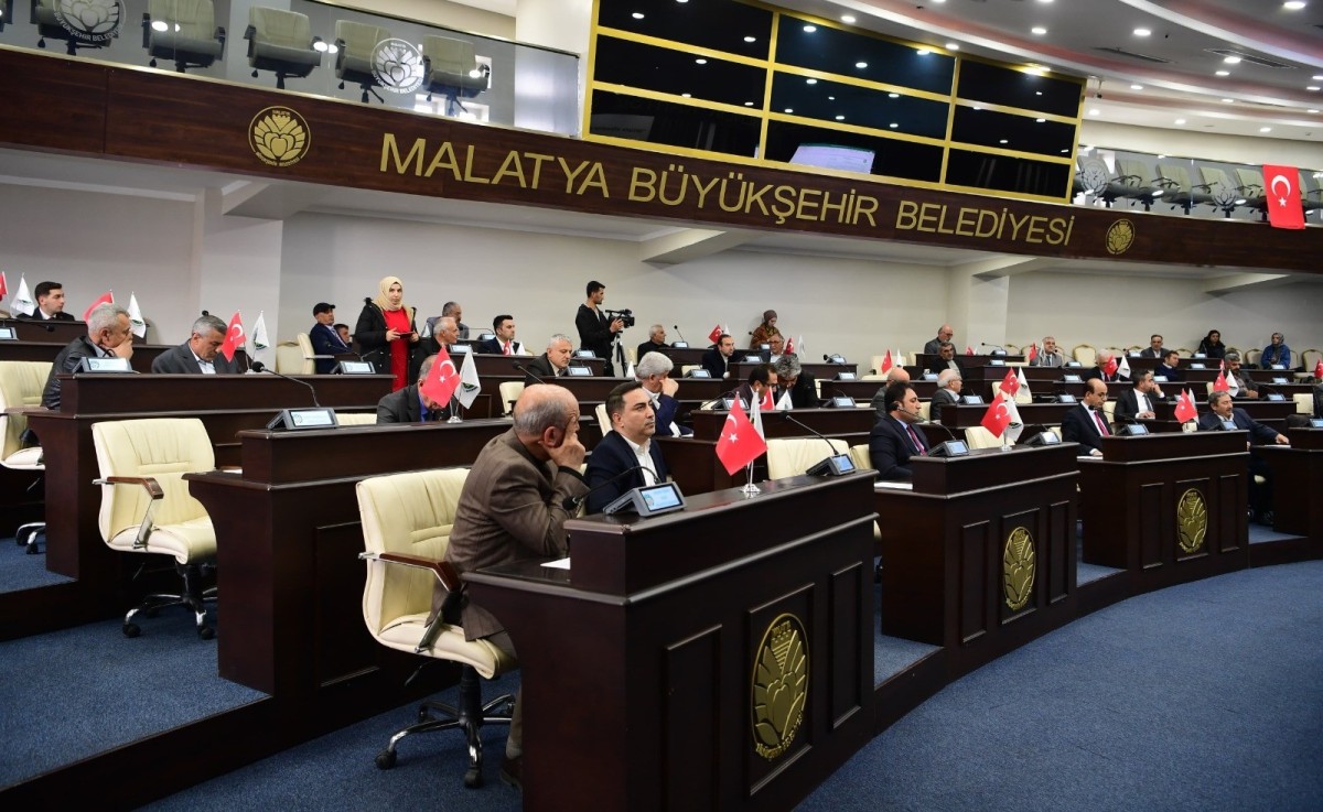 Büyükşehir meclisi imar planı değişikliklerini kabul etti