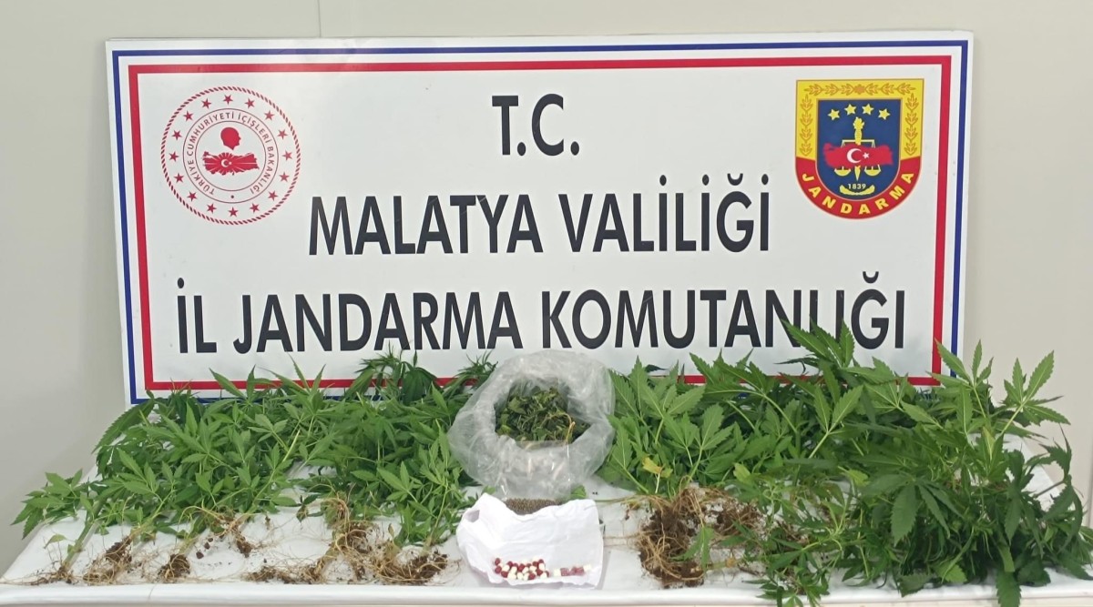 Jandarmadan uyuşturucu operasyonu: 3 tutuklama