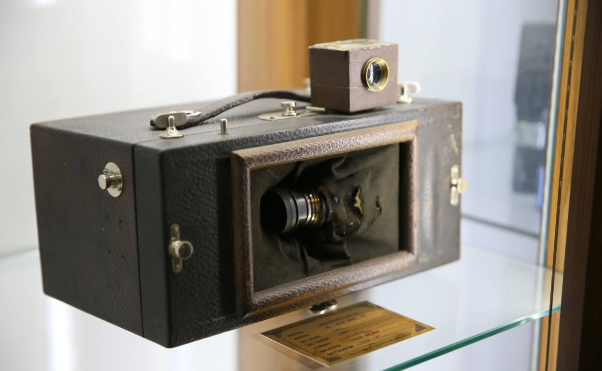 Panoramik çekim yapan 119 yıllık fotoğraf makinesi görenleri şaşırtıyor