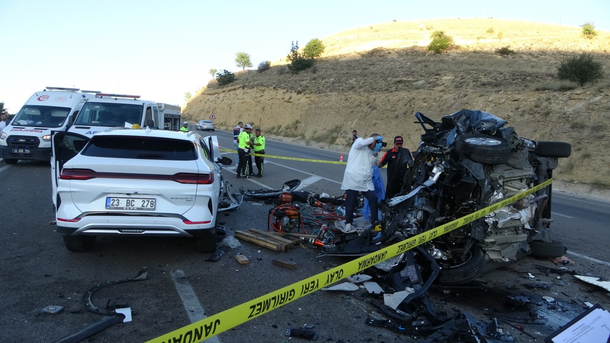 Malatya-Kayseri karayolunda feci kaza: 4 ölü, 2 yaralı