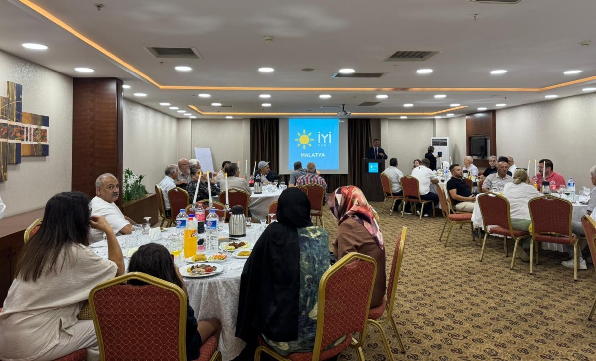 İYİ Parti Malatya İl Başkanlığı’nda Görev Değişimi