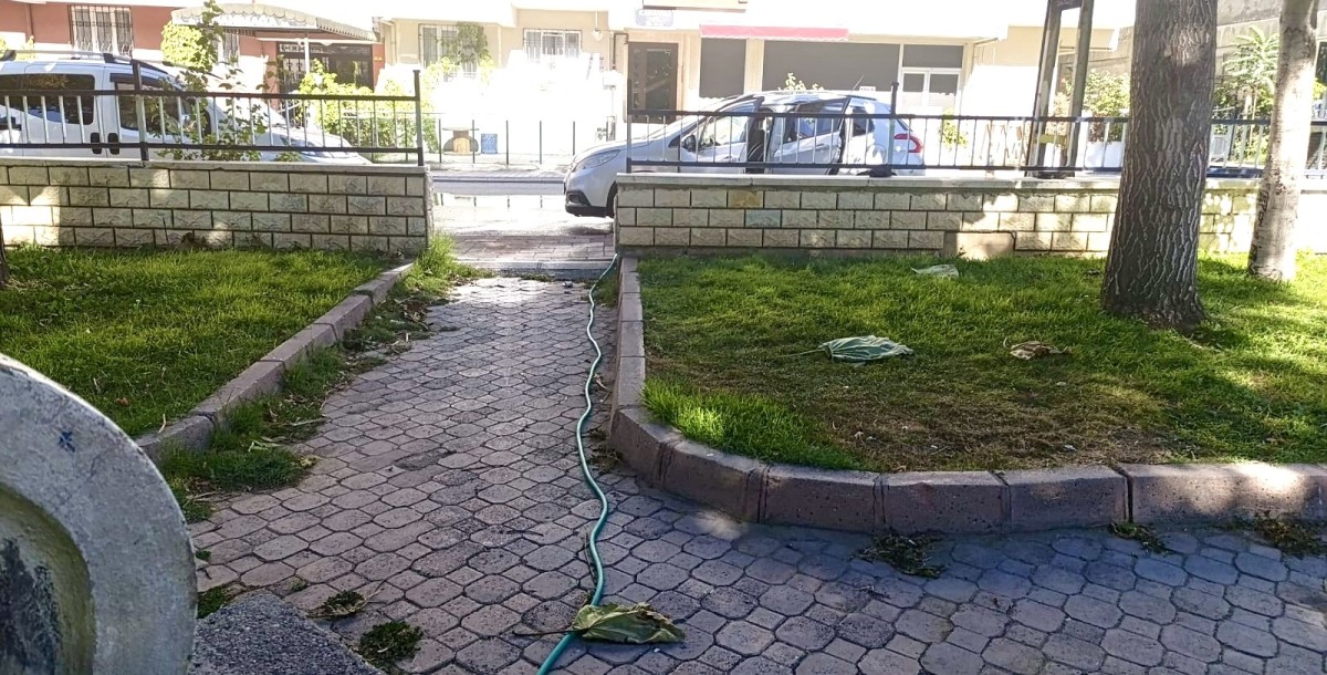 Su Kaynakları Azalırken Park Çeşmeleriyle Araç Yıkayanlara Tepki