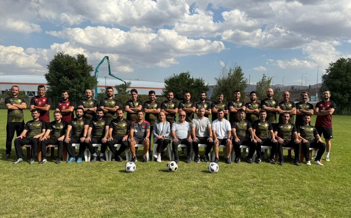 Hikmet Alkan UEFA C Futbol Antrenör Kursu Sona Erdi