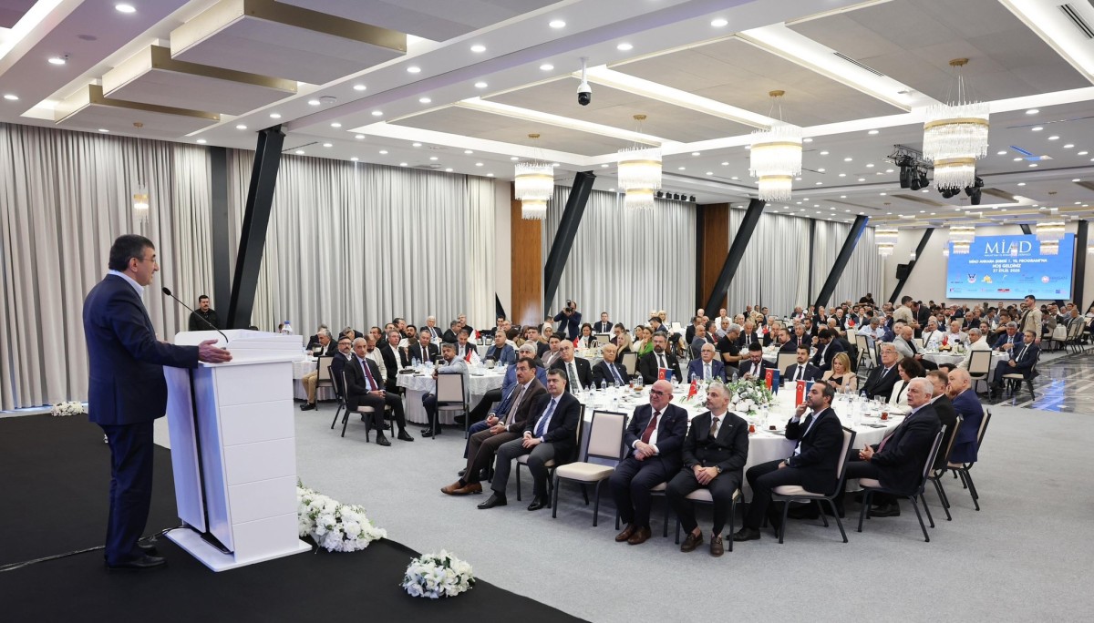 Cevdet Yılmaz’dan Malatya’ya yatırım ve deprem konutları mesajı
