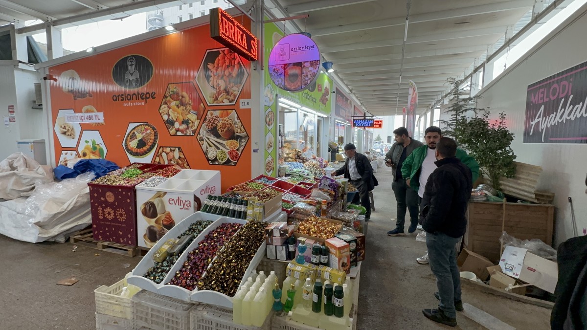 Bayram Öncesi Esnaf Eski Günleri Arıyor