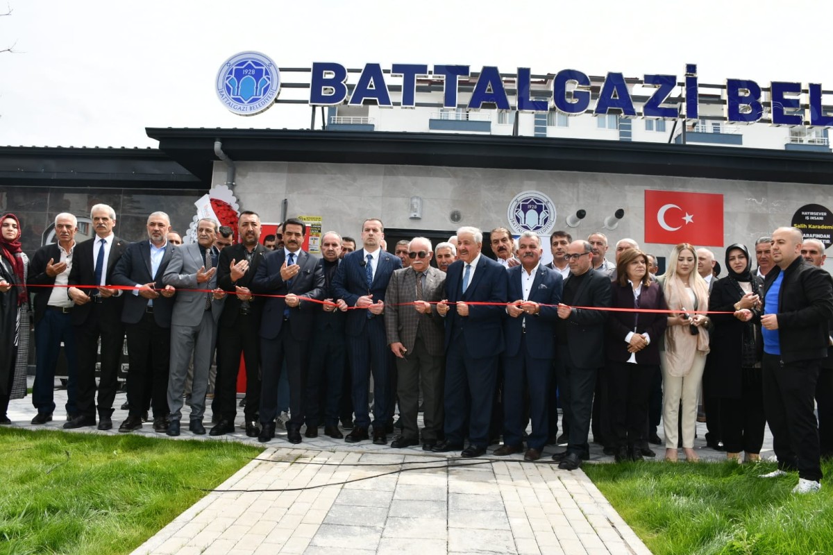 6 Şubat Deprem Şehitleri Taziye Evi Açıldı: Birlik ve Dayanışma Vurgusu Öne Çıktı
