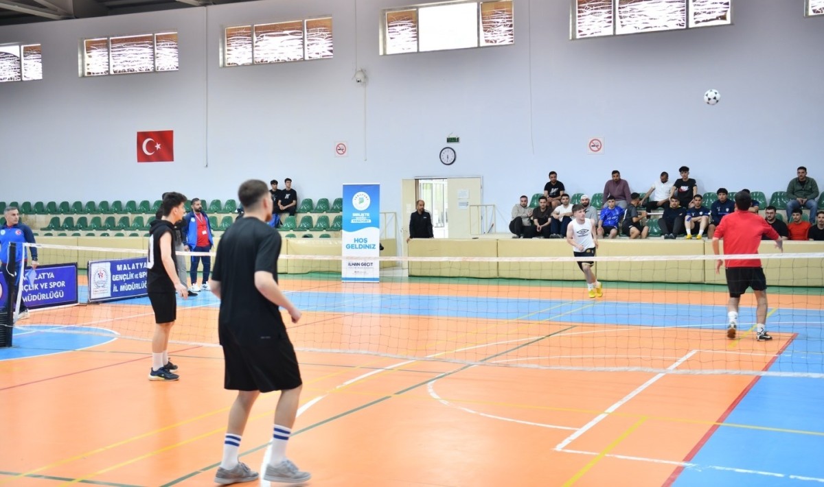 Yeşilyurt Belediyesi 3. Ayak Tenisi Turnuvası Coşkulu Başlangıçla Start Aldı