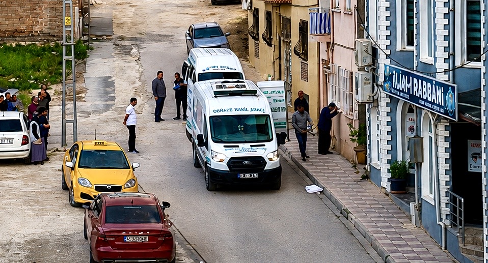 61 Yaşındaki Adam Evinde Ölü Bulundu