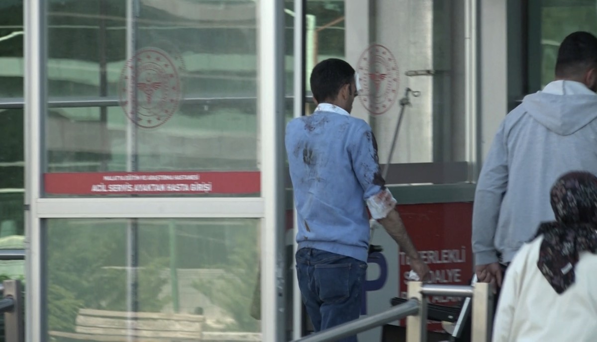 Acemi Kasaplar Hastanelik Oldu