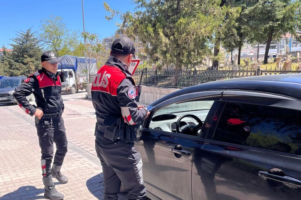 Bir Haftada 118 Firari Yakalandı