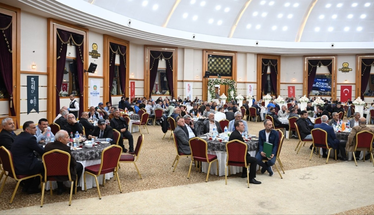 Büyükşehir Belediyesi’nden Spora Emek Verenlere Vefa Gecesi